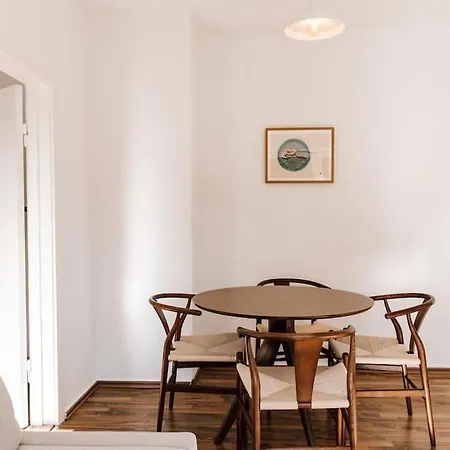 Komplett Neu: 2-Zi Zentral Im Altbau. 24H-Checkin Kiel Exterior photo